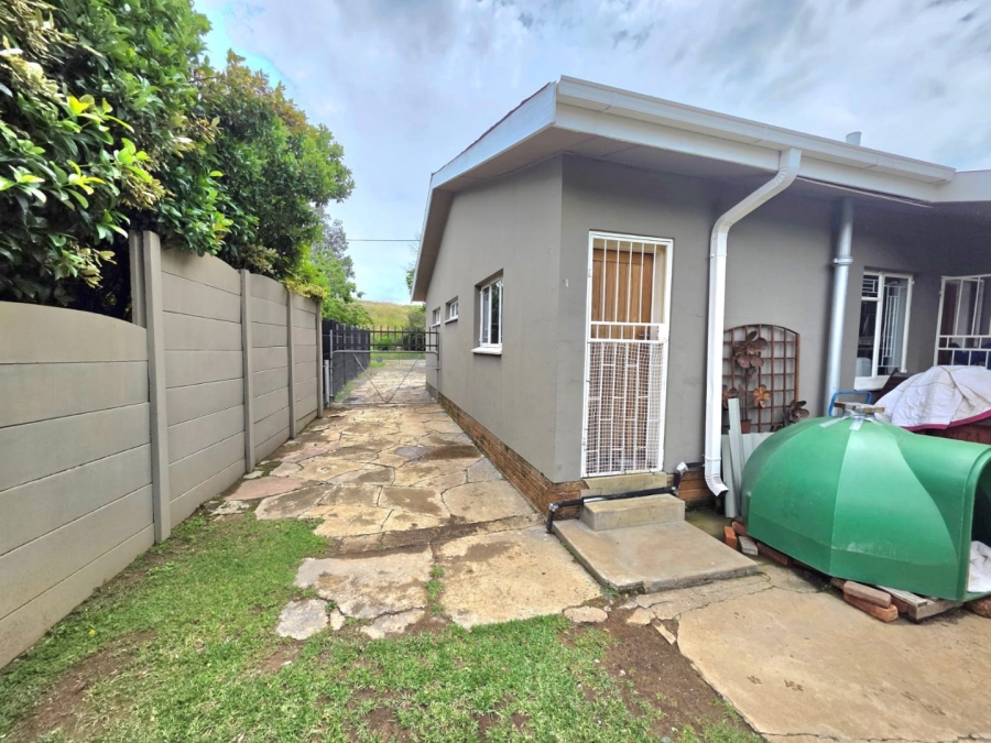 To Let 4 Bedroom Property for Rent in Hospitaalheuwel Free State